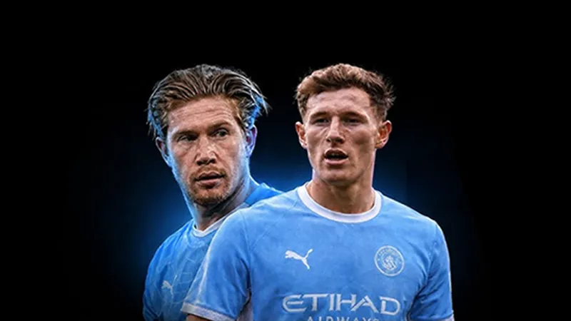 Elliot Anderson hoạt động giữa sân như De Bruyne