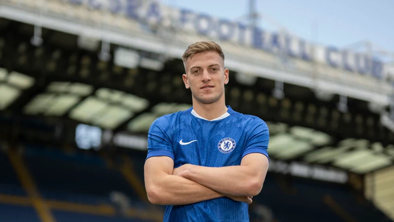 Chelsea đặt giá 50 triệu bảng cho Liam Delap